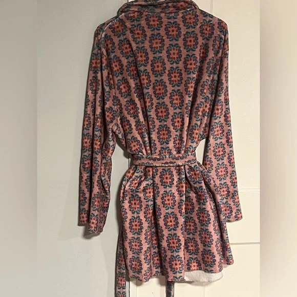 Natural Life Robe - Picture 3 of 5